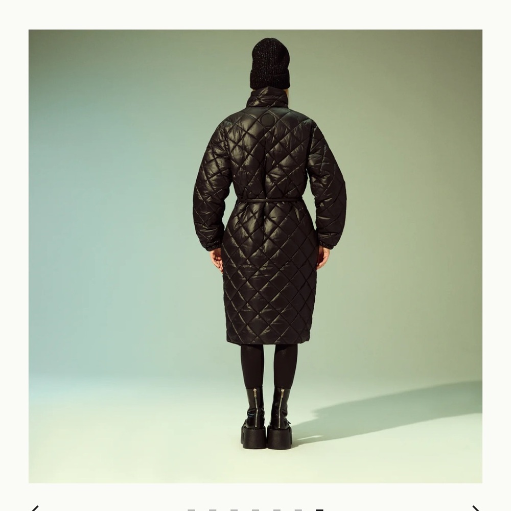 Luxton curve coat in medium. Like new - Picture 8 of 10